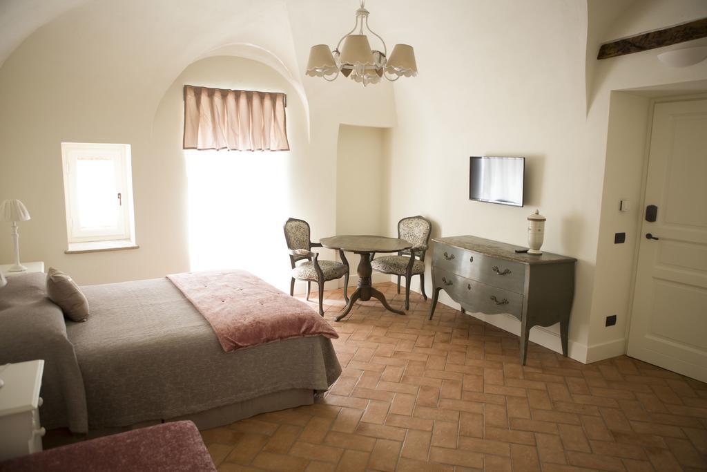 Villa Sibilla Bubbio ภายนอก รูปภาพ