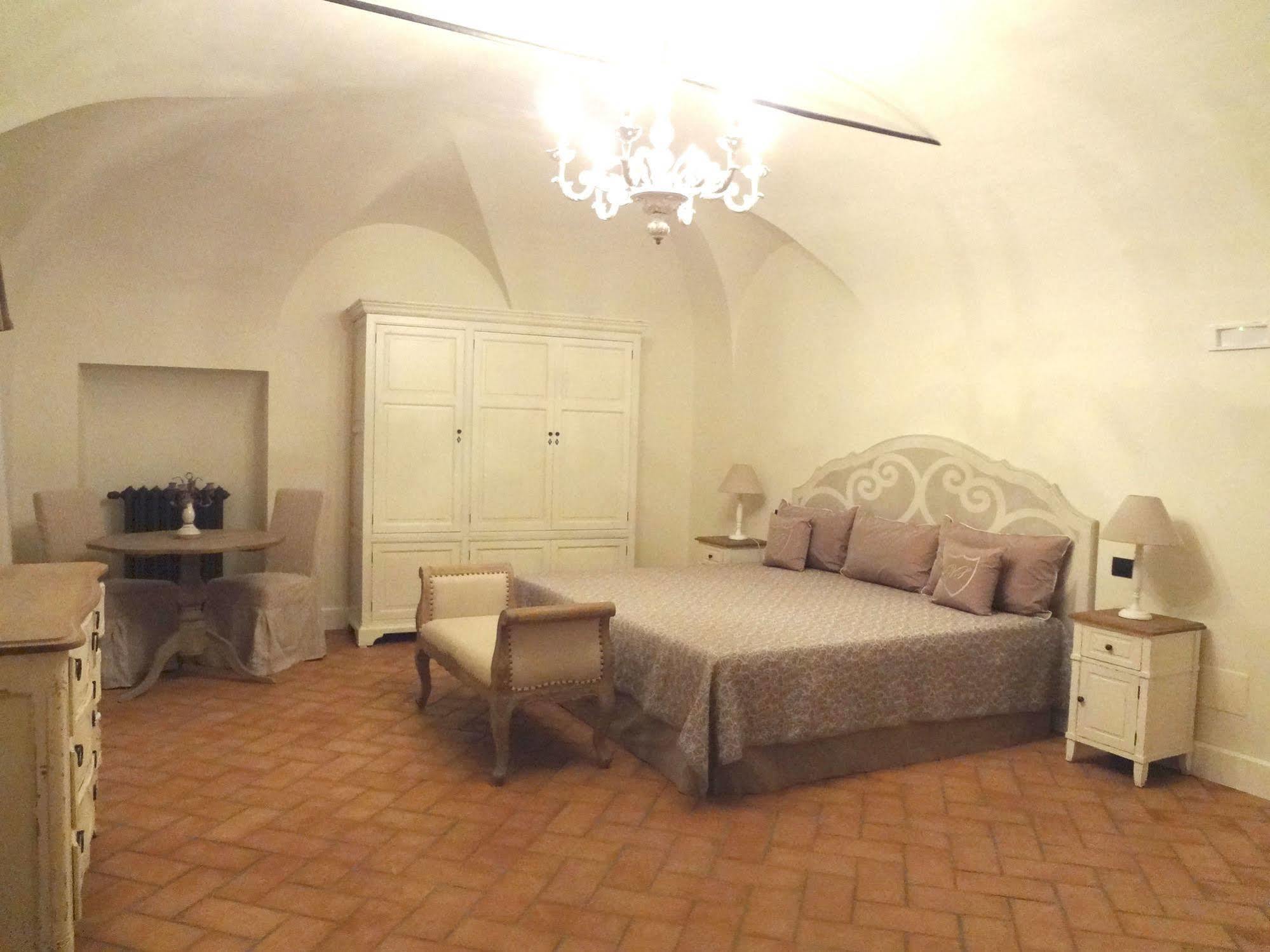Villa Sibilla Bubbio ภายนอก รูปภาพ